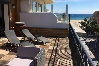 Image de Appartement Superbe avec vue sur Mer et Montagne