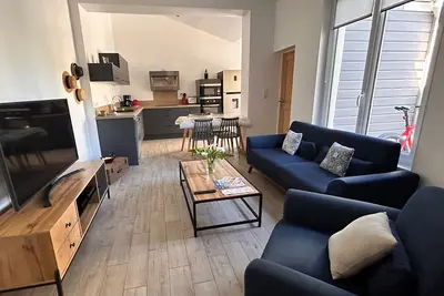 Image de Maison de pĂŞcheur avec terrasse et parking Ă 30 m de la mer