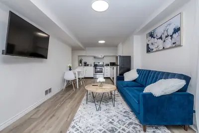 Image de *Modern & Cozy* 1 Bdrm W/Fast Internet & Smart Tv