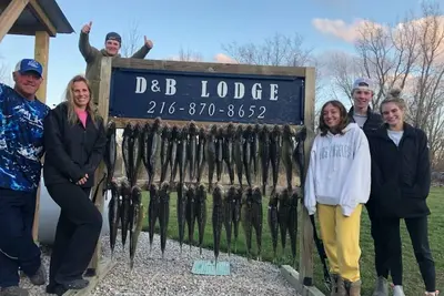 Image de Newly remolded Lodge close to public boat ramps, beach and fishing charters.
