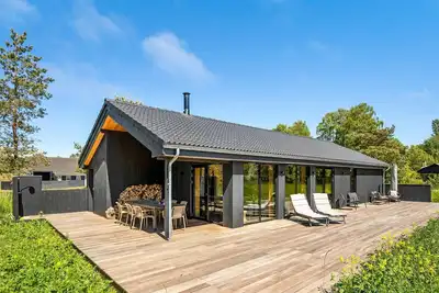 Image de Belle maison de 4 chambres à Aakirkeby