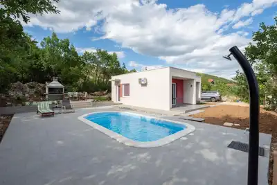 Image de Superbe maison à Muc avec WiFi