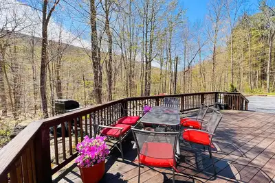 Image de Close to Phoenicia, Woodstock Brewery, Belleayre, Mountain View, Backyard Stream