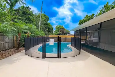 Image de New Peaceful Pool Paradise, Entire Home for You