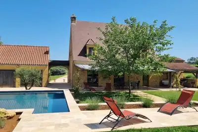 Image de Domaine Du Rozel, 6 personnes, piscine, Ă 12km de Sarlat