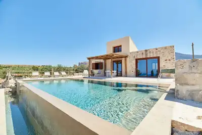 Image de Www. Baglioridisicilia. Com - Last Minute March\/April - Luxury Villas With Pool! ! !