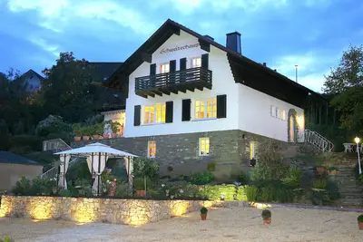 Image de Swiss Chalet Holiday Home centrally on the Middle Rhine