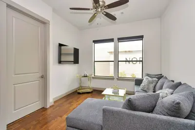 Image de Luxe Vibes Suite | Galleria Getaway