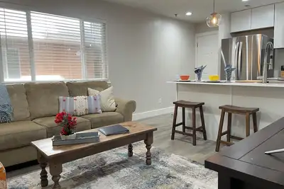 Image de Ground Floor Apartment Close to  Hospital