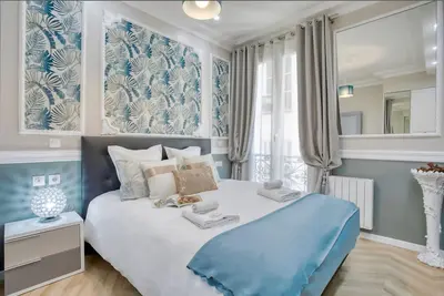 Image de Elégant 120m² 3ch quartier Romantique Centre Ville
