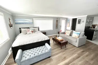 Image de Studio 2min walk to beach/dining, sleeps 4, pet friendly