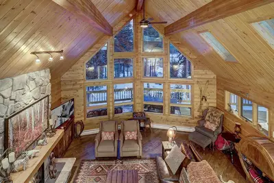 Image de Spruce Creek Lodge- 5 min to Downtown Breck!