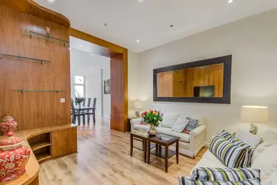 Image de Luxurious lower ground Floor, Large 3 bedroom flat