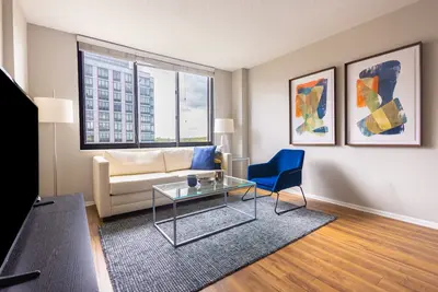 Image de Downtown White Plains 1 Bedroom - Commute to Nyc