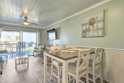 Image de Fernandina Beach Condo ~ 1 Mi to Golf Courses