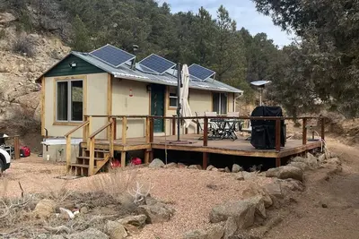 Image de Big Tiny in the Sangres Mountains Off-grid location with lot's of charm!