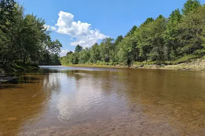 Image de Dog friendly Waterfront Cabin Near White Mountains