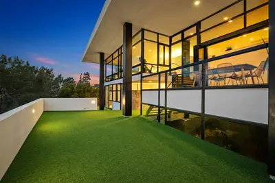 Image de Del Mar Coastal Contemporary Masterpiece