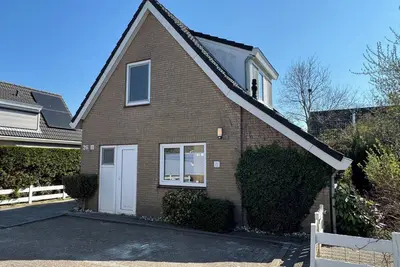 Image de Beautiful Detached Holiday Home in Ouddorp aan Zee