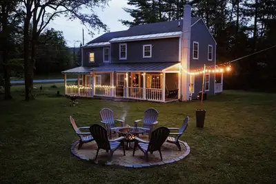 Image de 4bdrm Cottage central to year round fun w/fireplace
