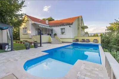 Image de Private holiday house with private pool up to 7 persons