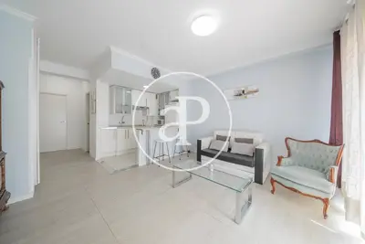 Image de Madrid Central, light & airy apartment. Seasonal \/ medium-stay housing rental.