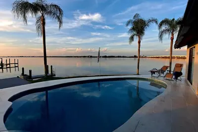 Image de Waterfront Dream Hideaway