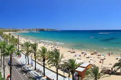 Image de Appartement de 3 chambres à seulement 80m de la plage