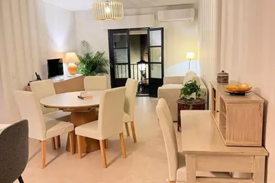 Image de Apartment in the heart of downtown Seville. New pictures coming.