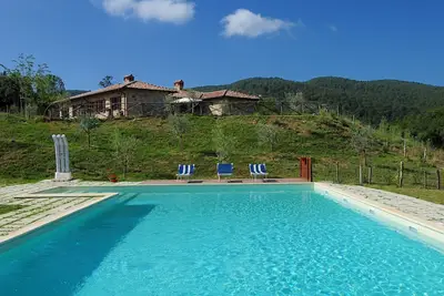 Image de Belle ferme à Passignano avec piscine