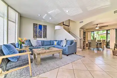 Image de Bright & Airy Lahaina Condo - Walk to Beach!
