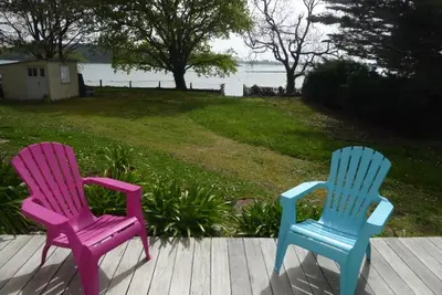 Image de Maison Pieds dans l'Eau avec Grand Jardin, 3 Chambres, Animaux Acceptés