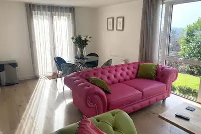 Image de Large Garden 2 Bed Apartment with Parking in Bath
