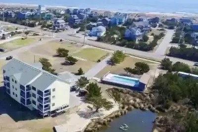 Image de Cozy 2 bedroom condo on the sound side\/water views Walking distance to the beach
