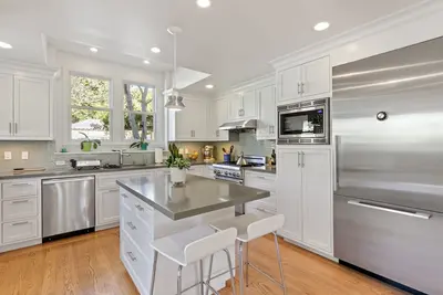 Image de Casita Palo Alto - 2 Bed 2 Bath / Private Back Yard / WiFi