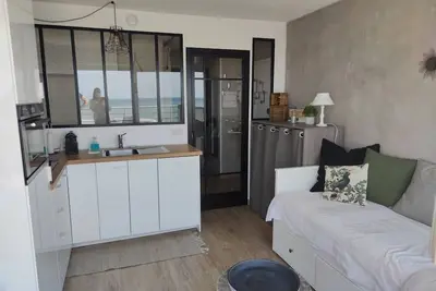Image de Superbe studio cabine avec pleine vue sur l'Océan situé au dernier étage
