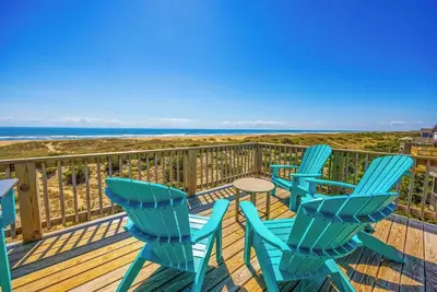 Image de Summer Savings Oceanfront Dog Friendly w/ Hot Tub, Cmty Pool & Tennis/Pickleball