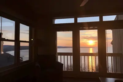Image de Lake Michigan Sunsets!