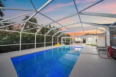 Image de Sarasota's Gem | Private Pool, Hot Tub, Putting Green!