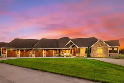 Image de Kountry Lane Stables | Horse Farm w\/ Hot Tub + Fire Pit!
