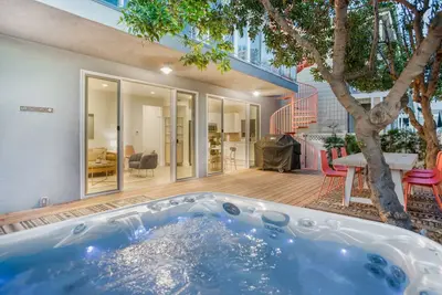 Image de Seaside Hideaway w Hottub in Mussel Shoals