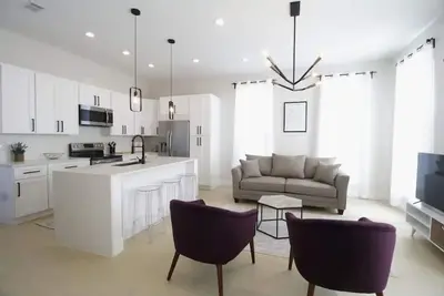Image de Bright Irish Channel Cottage 10 mins to Fq/Uptown