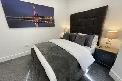 Image de de Luxe-Suite-Salle de bain privée séparée-Vue sur Jardin-Hot Tub & spa bath