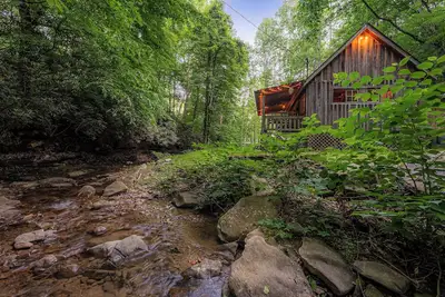 Image de Cabin by The Creek Located Minutes From New River Gorge National Park
