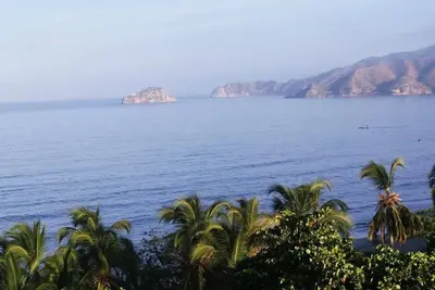 Image de Cozy apartment in Playa Salguero, direct access to the sea.