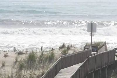 Image de Less Expensive! Oceanfront 2br/2 Bath 3rd Floor Condo, Pool, Deck