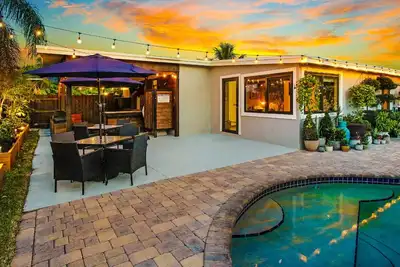 Image de Heated Saltwater Pool, King Bed, Pet/ Friendly Peaceful Retreat