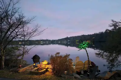 Image de Lake Front Bethel Woods   Your Own Dock to use, Motor Boating Lake. Big Fish