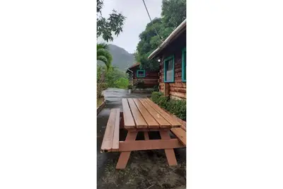 Image de Log Cabin in Anse La Raye Countryside