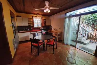 Image de Pastor's Apartment in Deconsecrated Church in Marigny